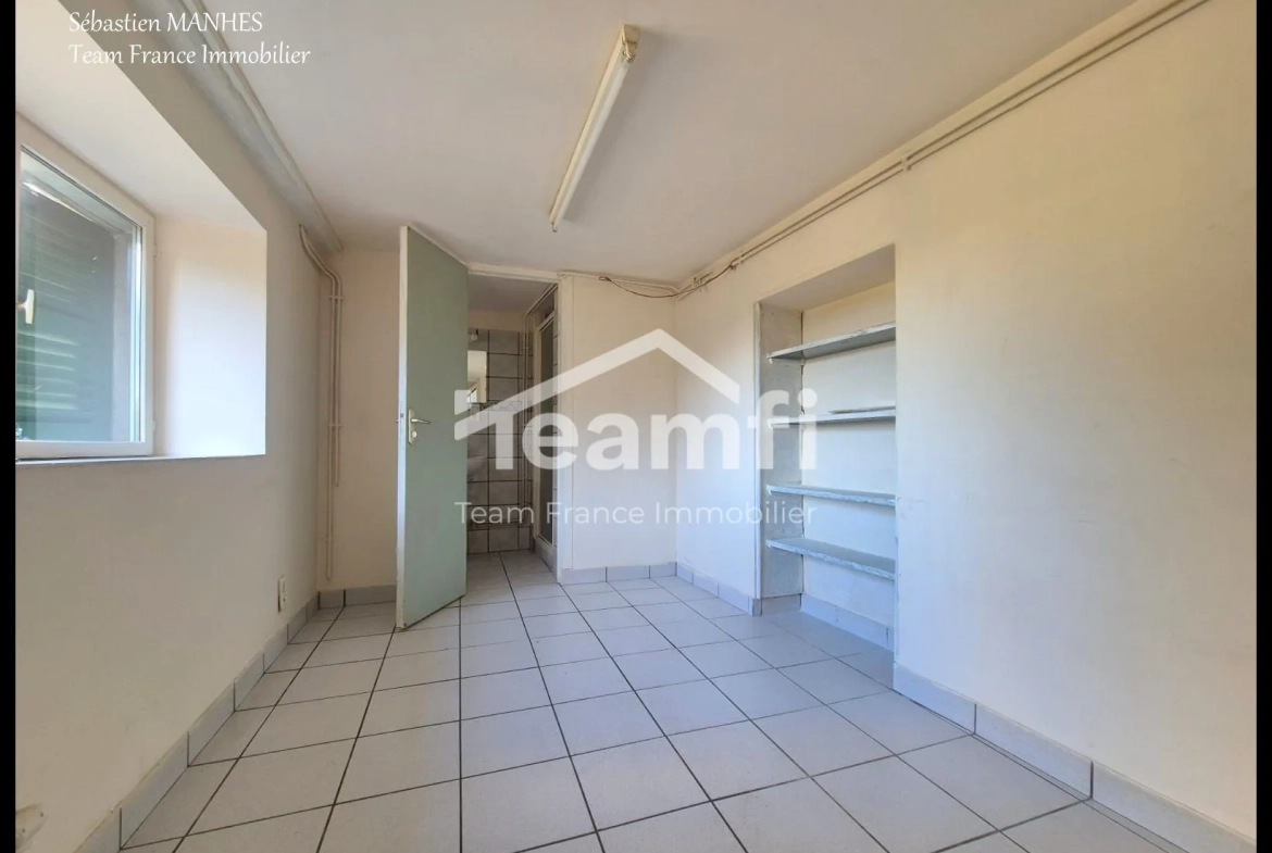 Maison à vendre à Thiers proche centre historique - Opportunité d'investissement 