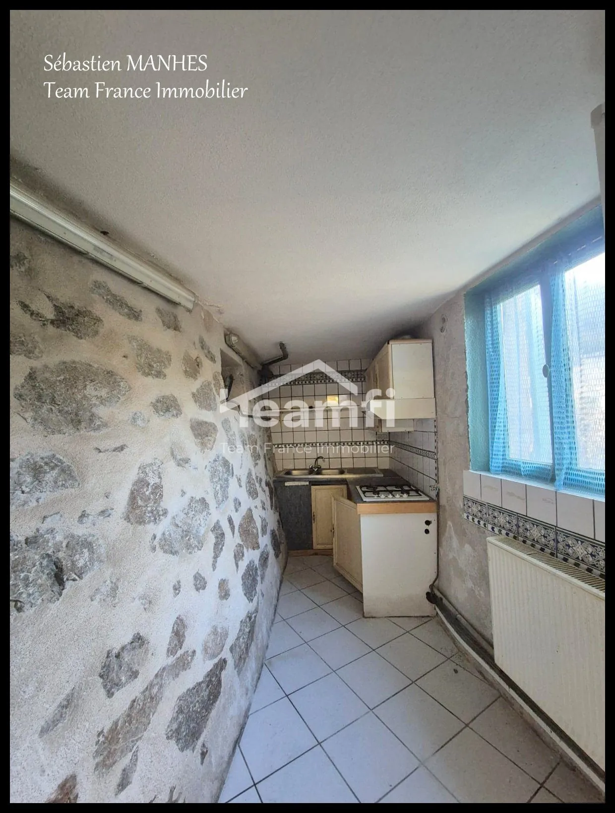 Maison à vendre à Thiers proche centre historique - Opportunité d'investissement 