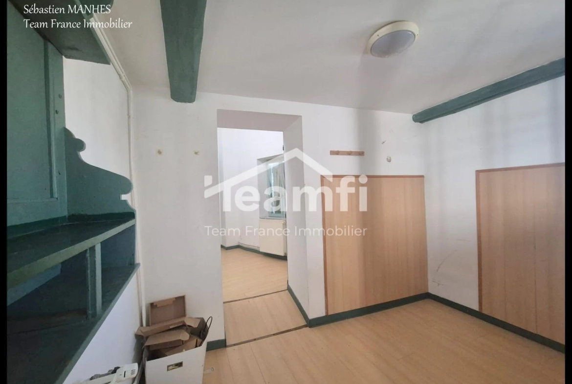 Maison à vendre à Thiers proche centre historique - Opportunité d'investissement 
