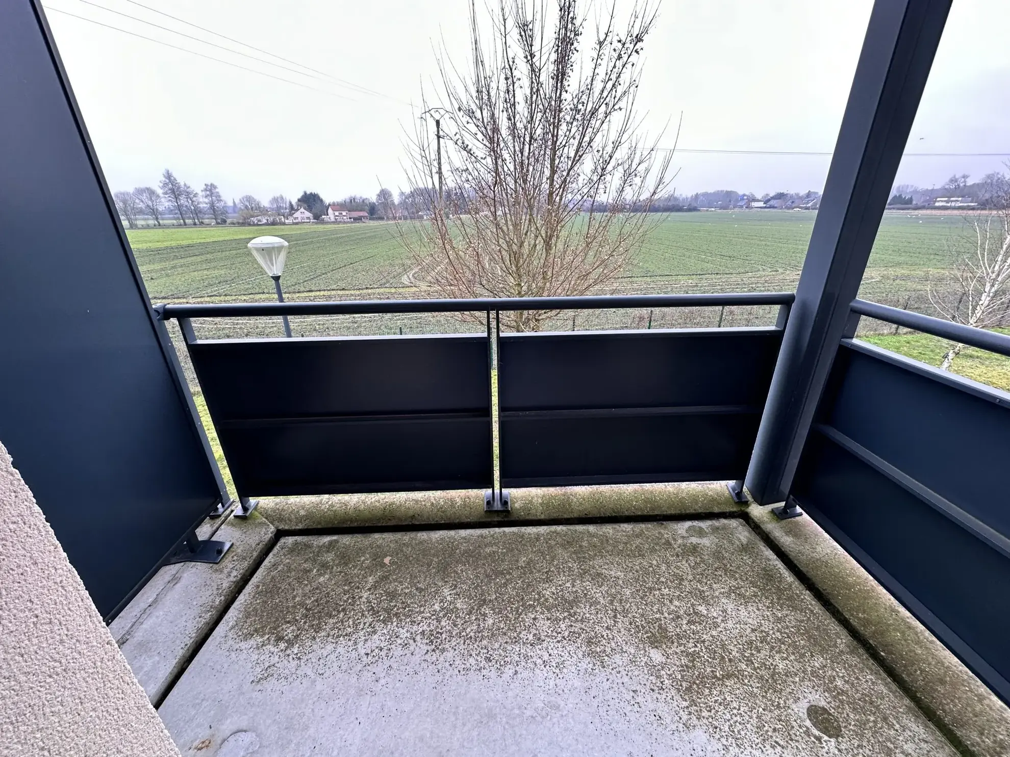autre perspective pièce principale Appartement T2 avec balcon à Douai - Neuf et bien situé 