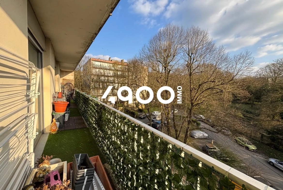 Appartement 5 pièces à vendre à Ris-Orangis dans résidence sécurisée avec parking 