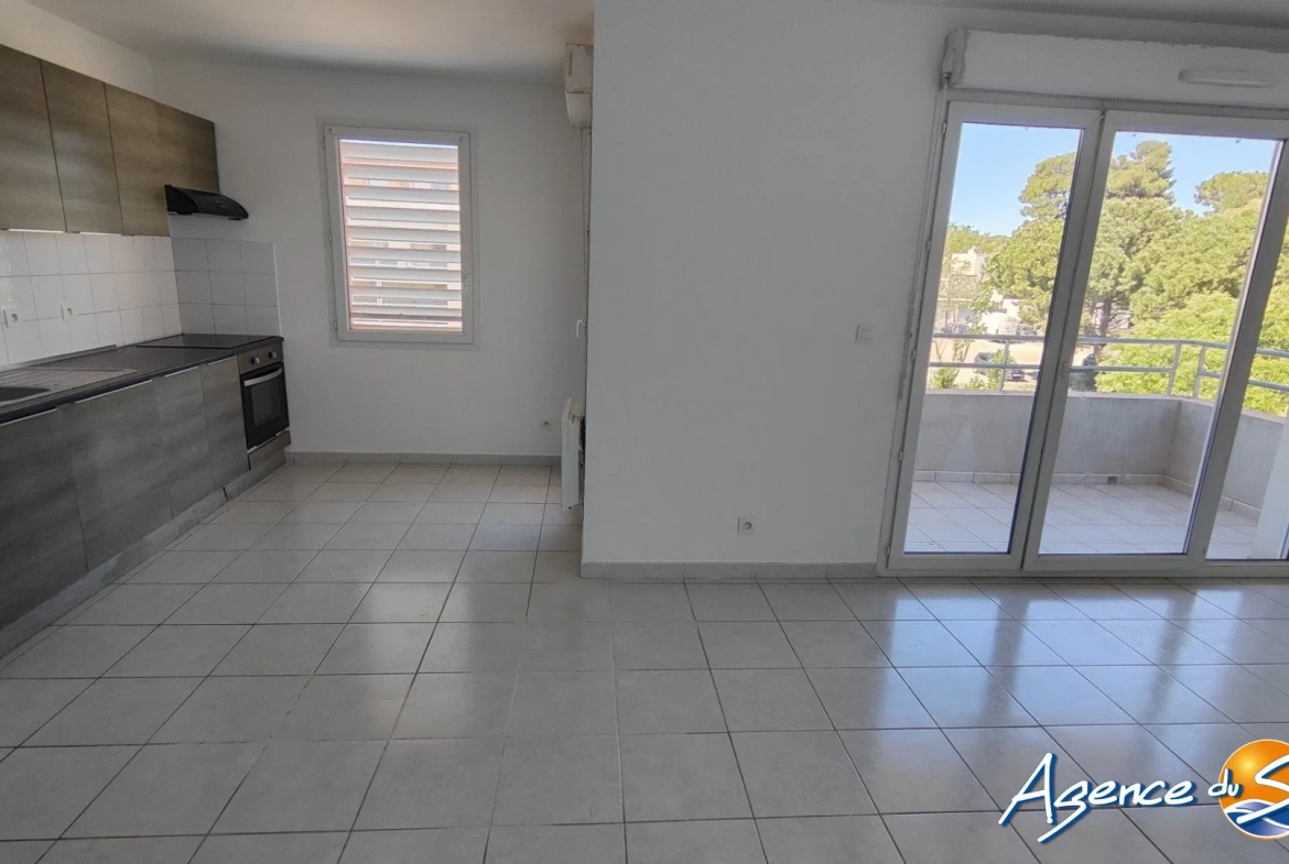 Appartement T3 à Béziers avec parking, vue dégagée, à vendre 