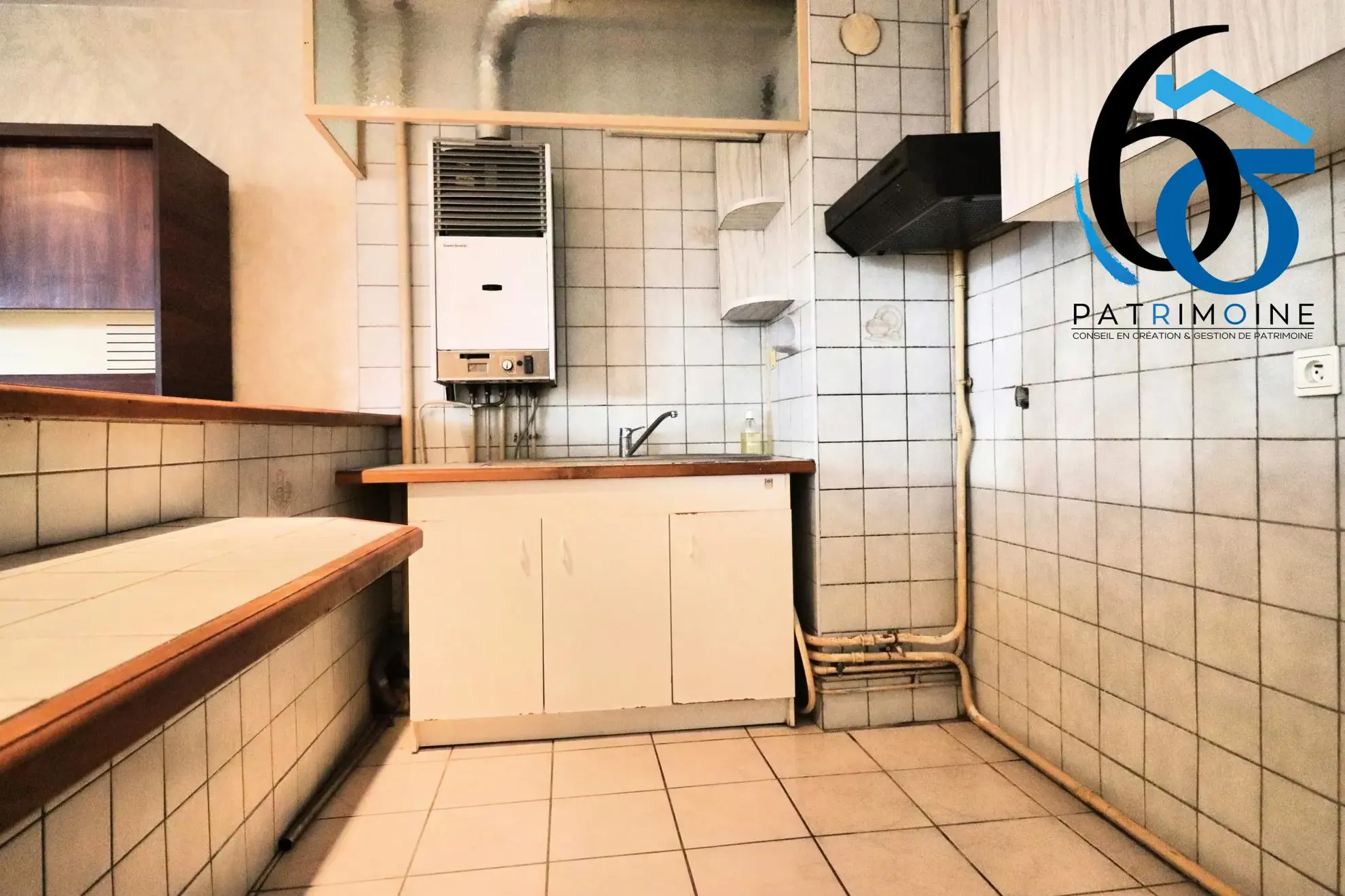Appartement T3/4 à rénover au dernier étage à Toulouse Argoulets 