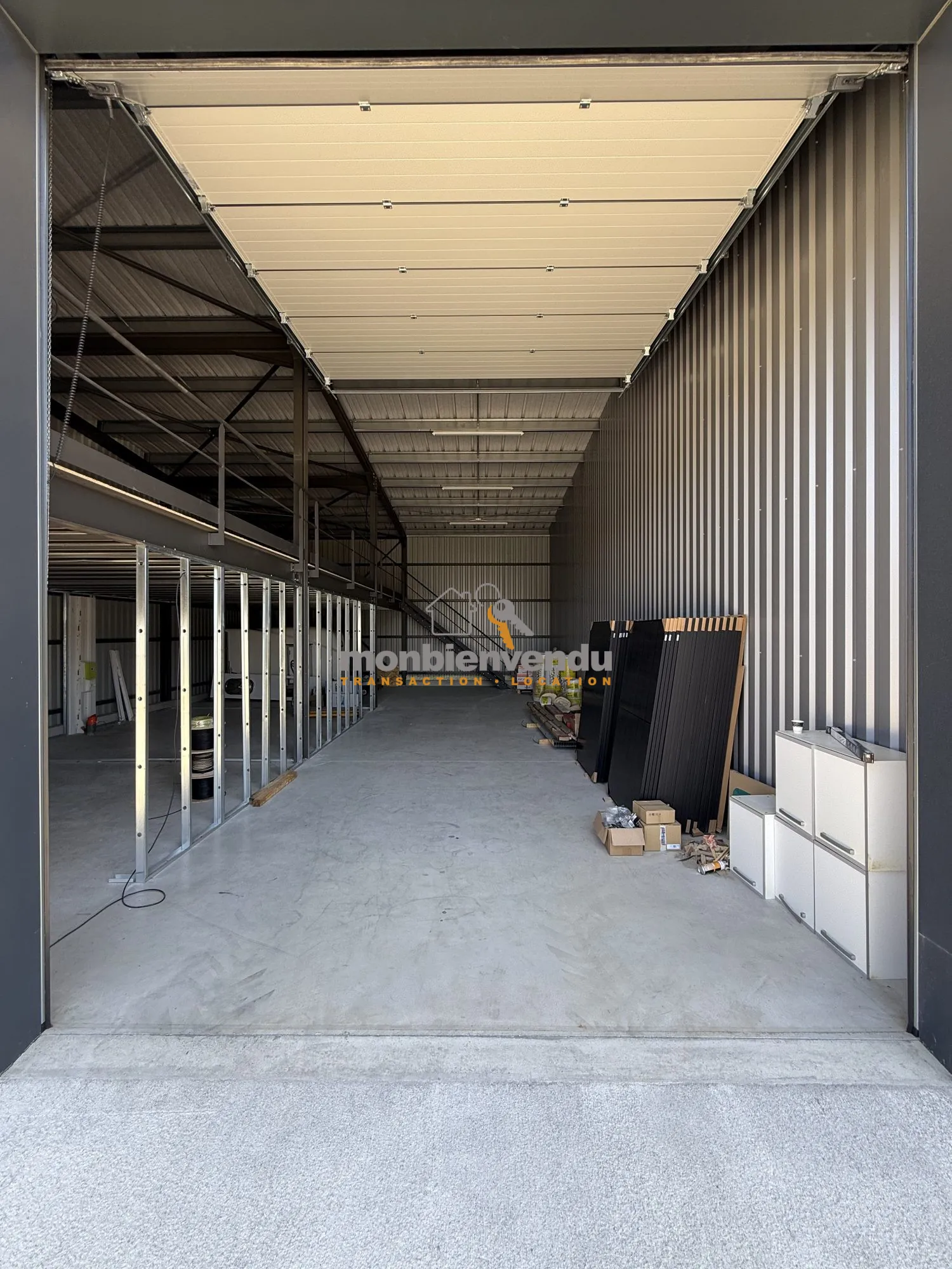 Dépôt neuf de 222 m² à vendre à Ytrac, emplacement stratégique 