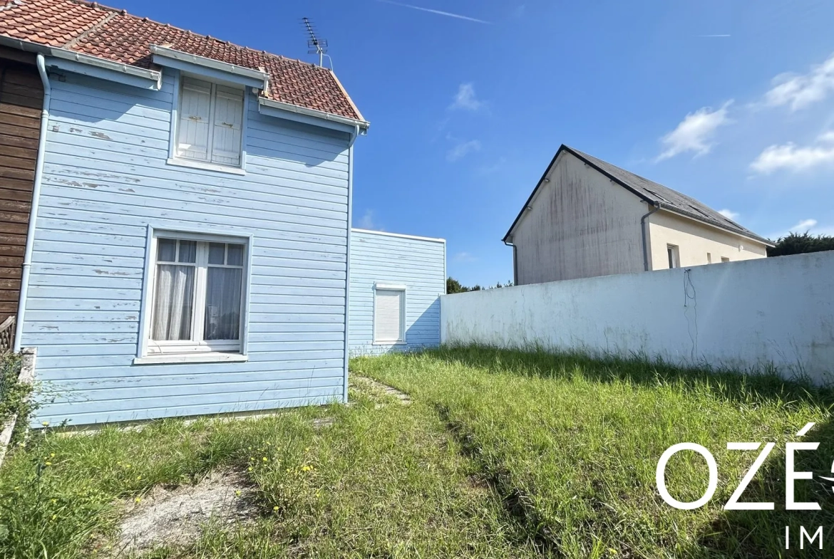 A vendre maison à Agon-Coutainville avec potentiel de rénovation et jardin exposé sud 