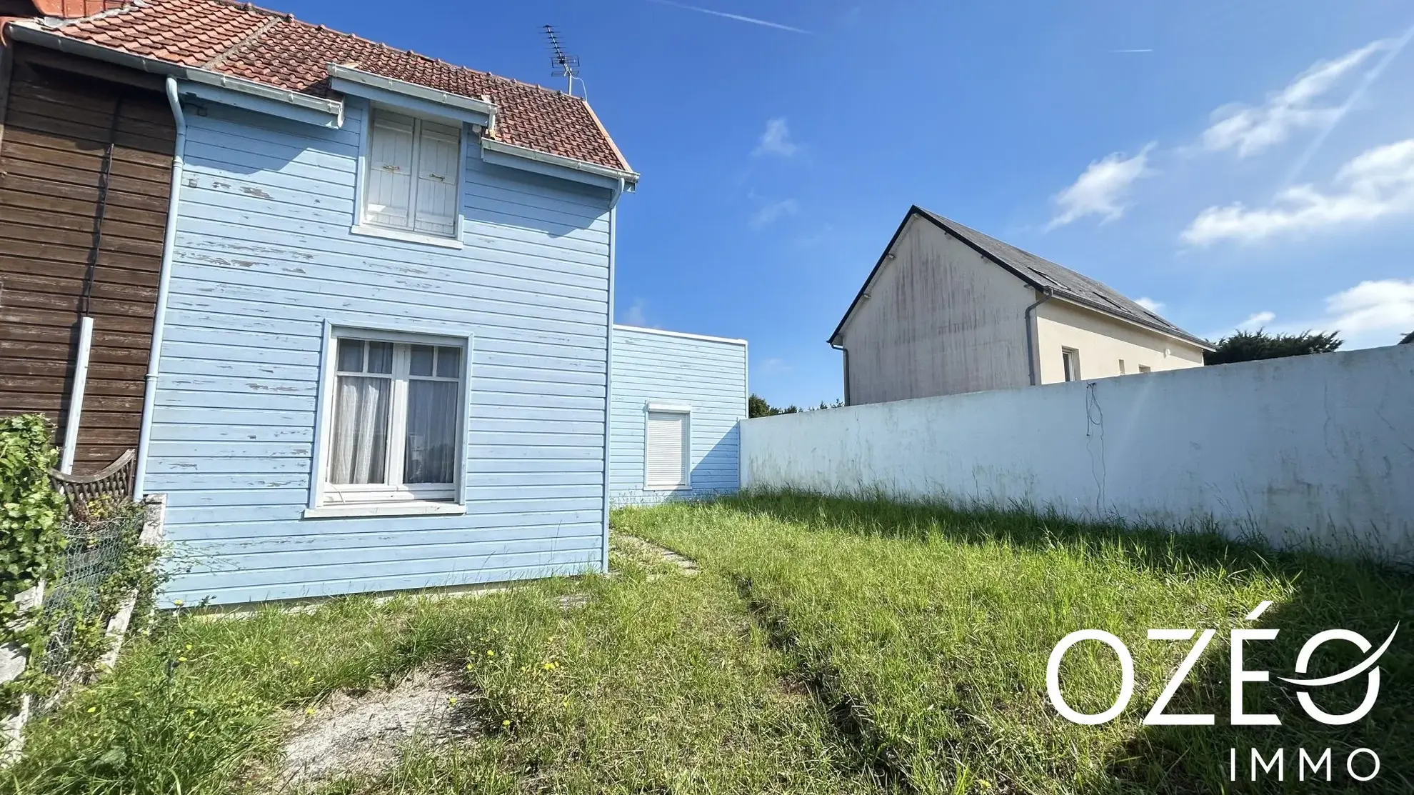 A vendre maison à Agon-Coutainville avec potentiel de rénovation et jardin exposé sud 