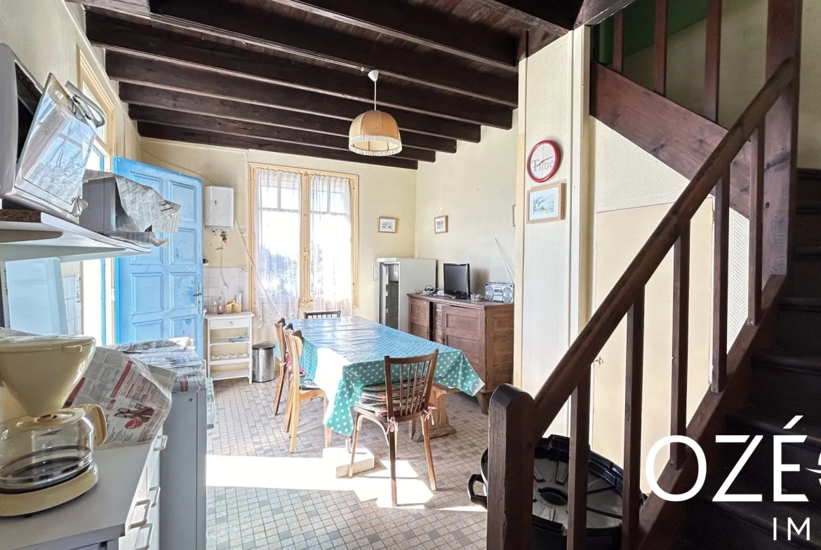 A vendre maison à Agon-Coutainville avec potentiel de rénovation et jardin exposé sud 