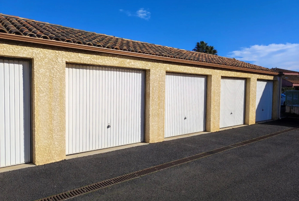 Maison T3 en Duplex avec Jardin, Parking et Garage à Béziers - Investissement ou Résidence Secondaire 