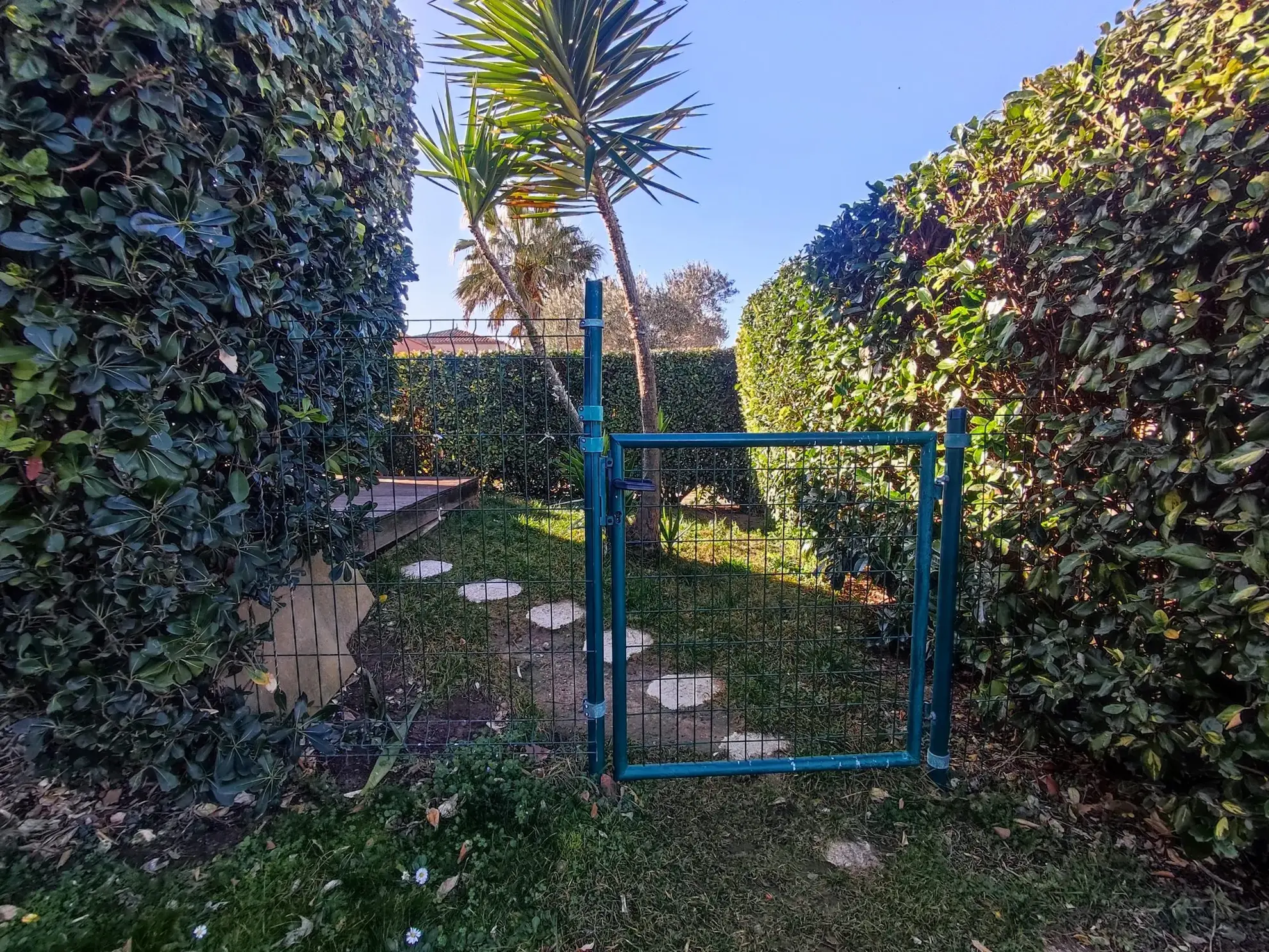 Maison T3 en Duplex avec Jardin, Parking et Garage à Béziers - Investissement ou Résidence Secondaire 
