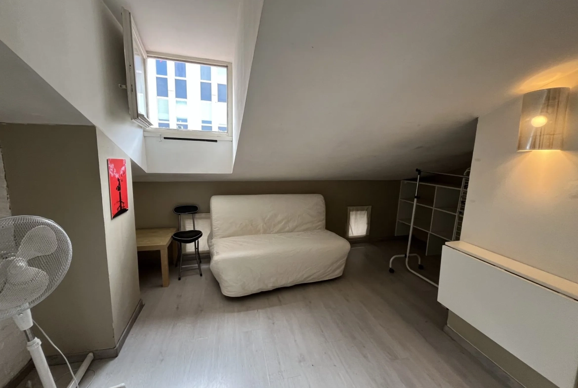 Appartement T1 Bis à Toulouse - Dernier étage, investissement locatif 