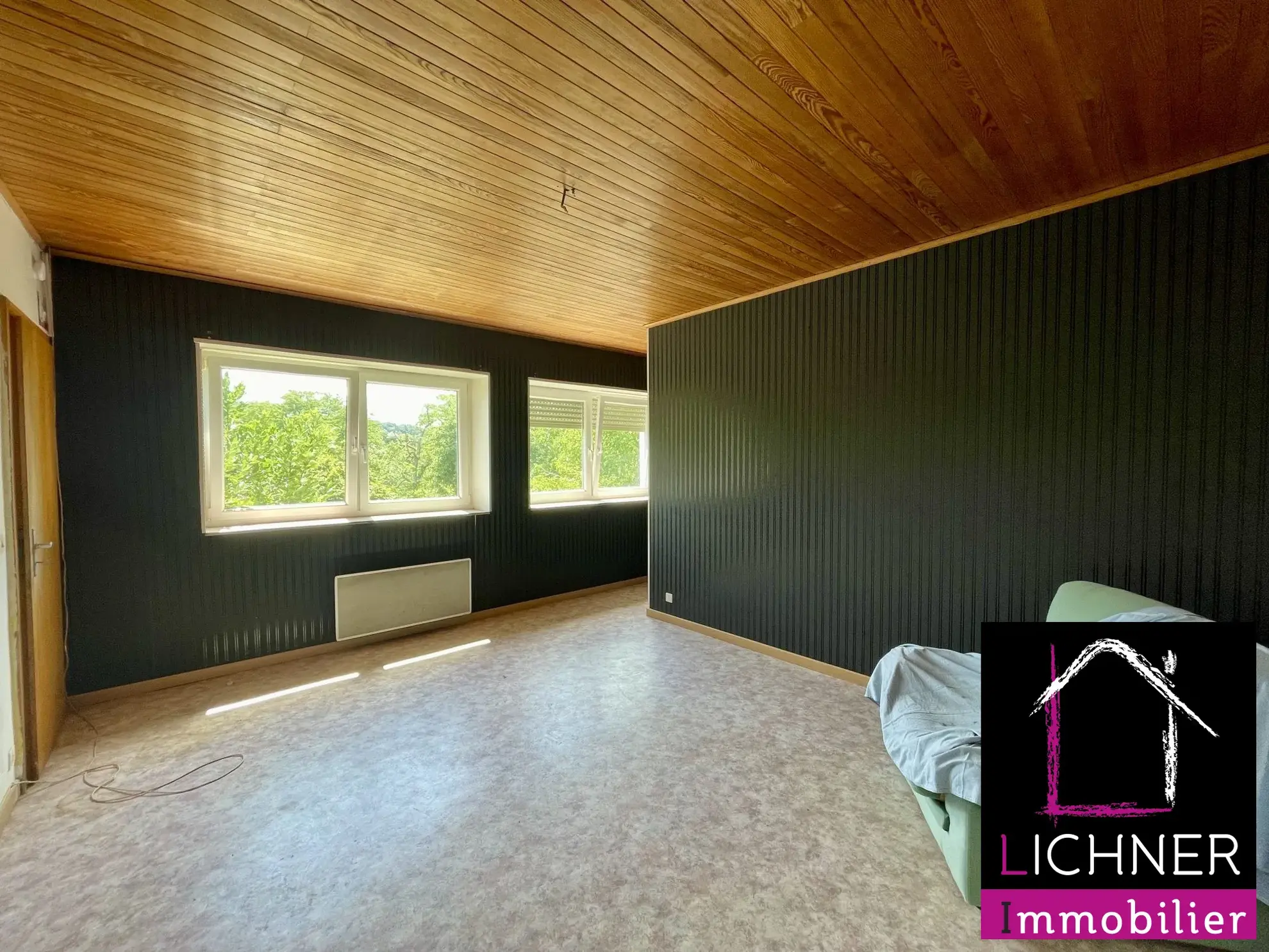 Appartement T3 à rénover de 75 m² à Folkling - Jardin, garages, budget attractif 