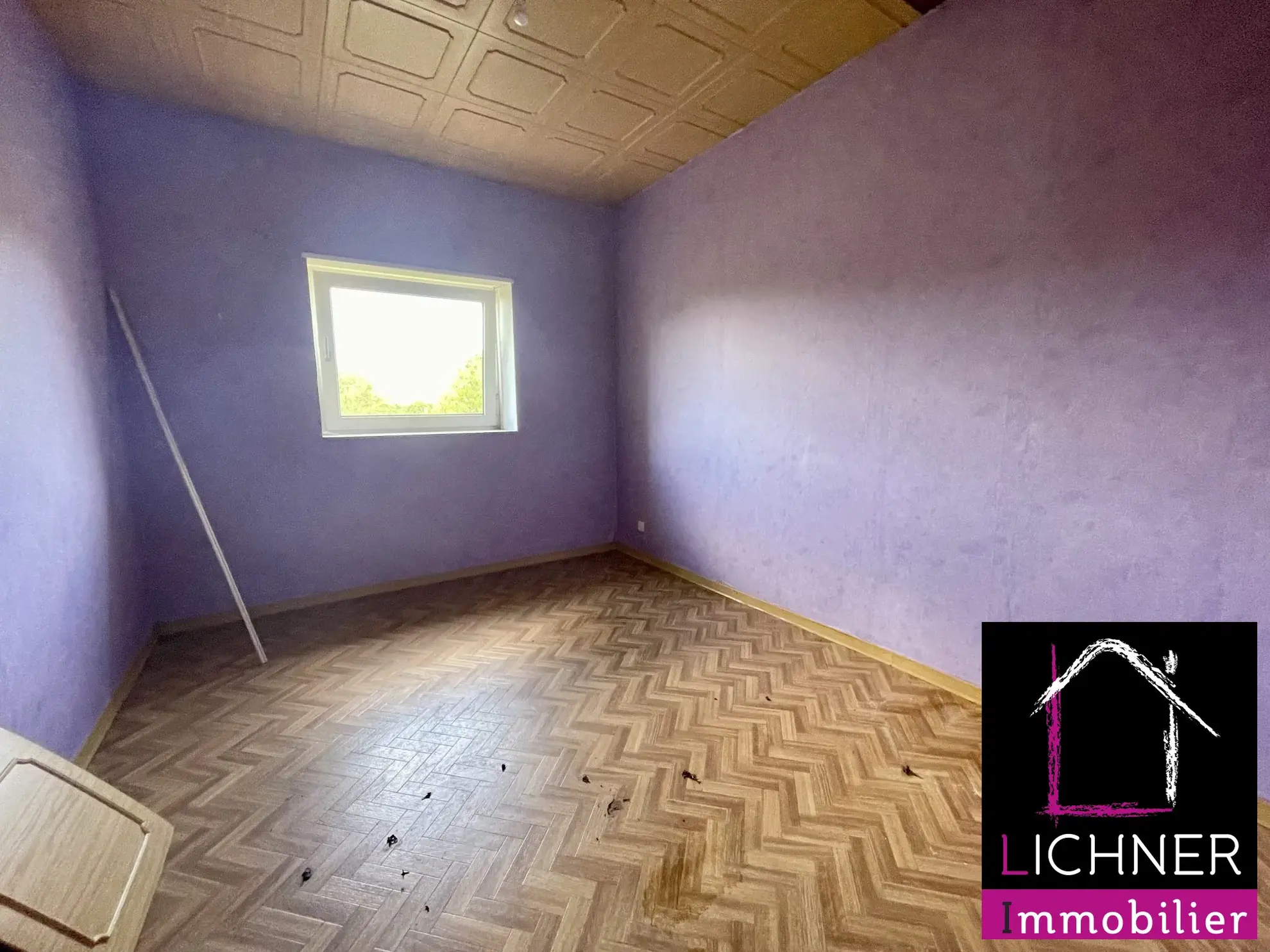 Appartement T3 à rénover de 75 m² à Folkling - Jardin, garages, budget attractif 
