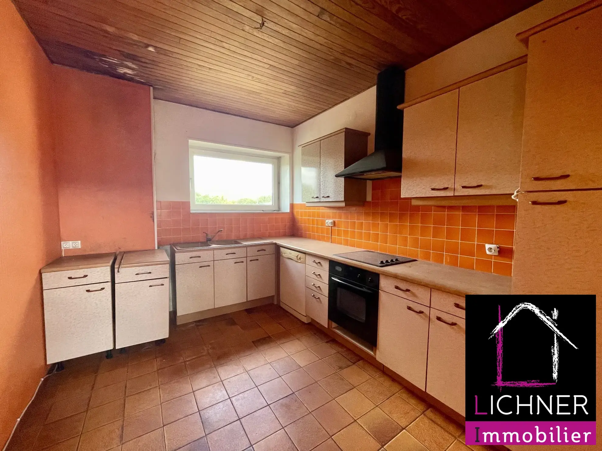 Appartement T3 à rénover de 75 m² à Folkling - Jardin, garages, budget attractif 
