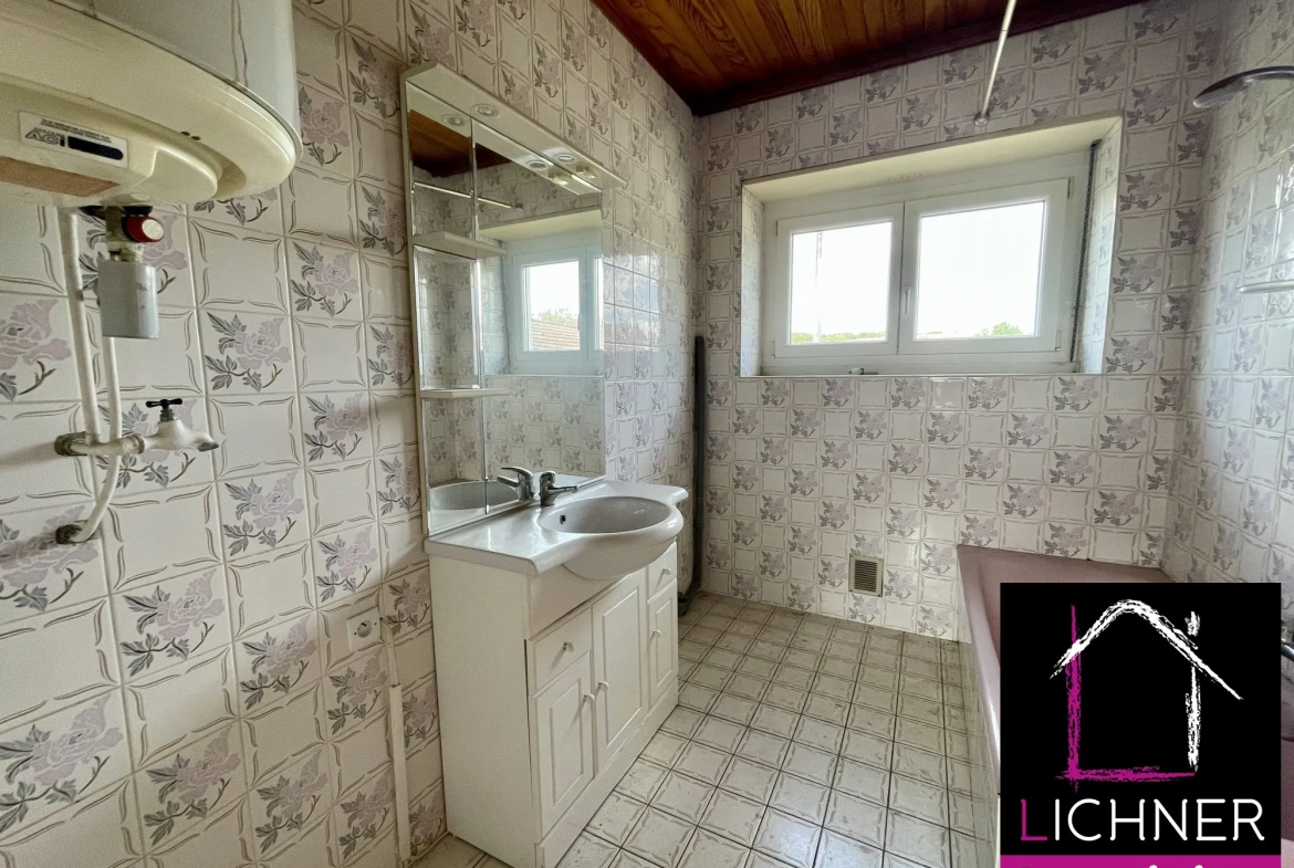 Appartement T3 à rénover de 75 m² à Folkling - Jardin, garages, budget attractif 