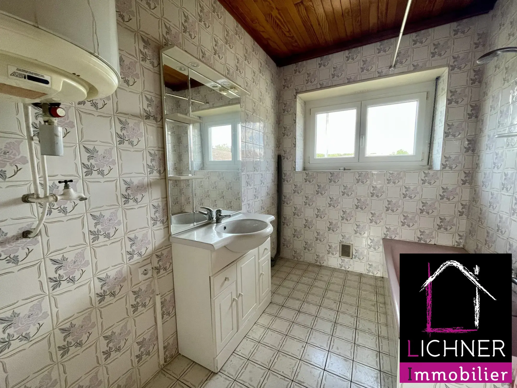 Appartement T3 à rénover de 75 m² à Folkling - Jardin, garages, budget attractif 