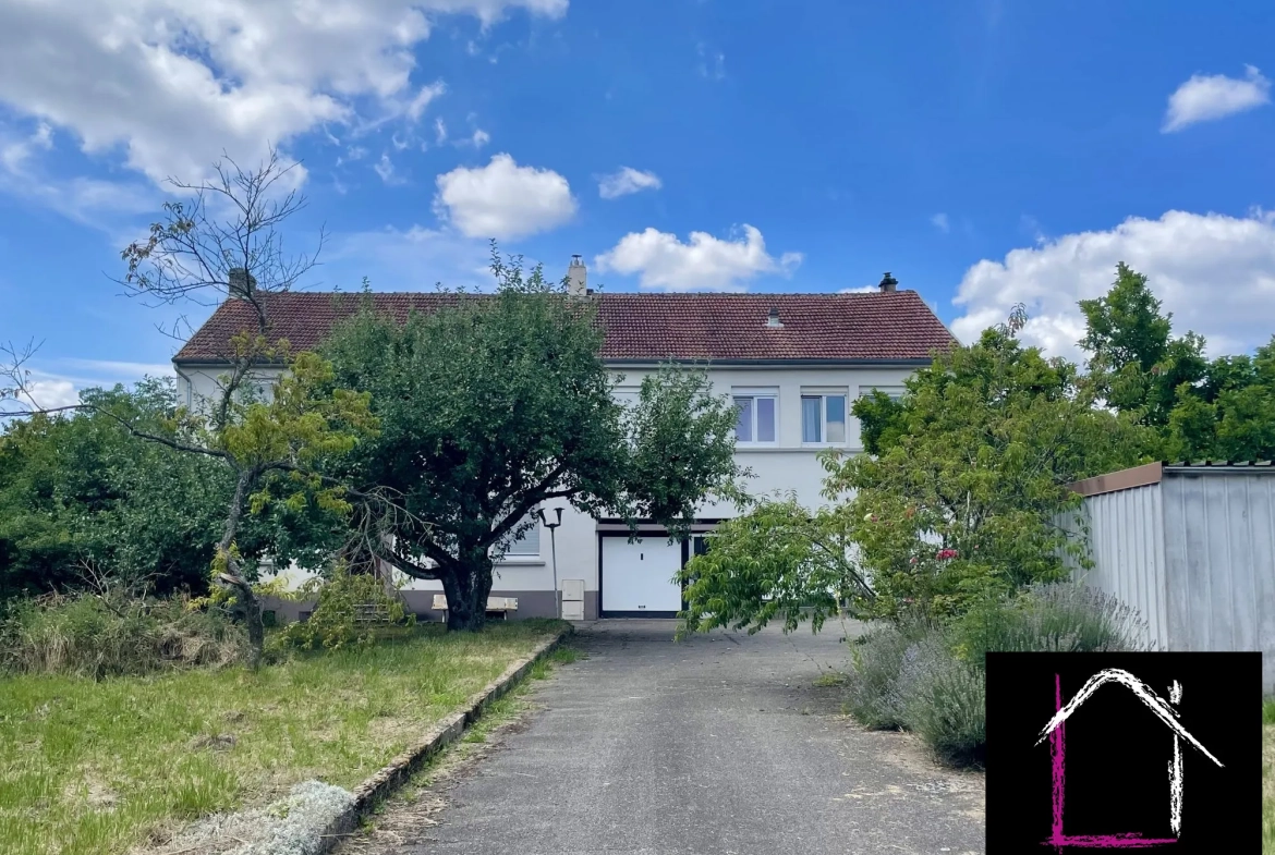 Appartement T3 à rénover de 75 m² à Folkling - Jardin, garages, budget attractif 