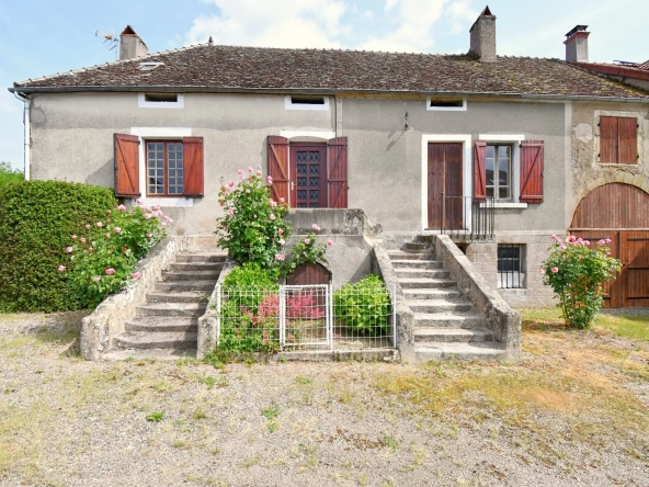 Maison de village à rénover à La Celle-en-Morvan - 3 chambres - 99 m²