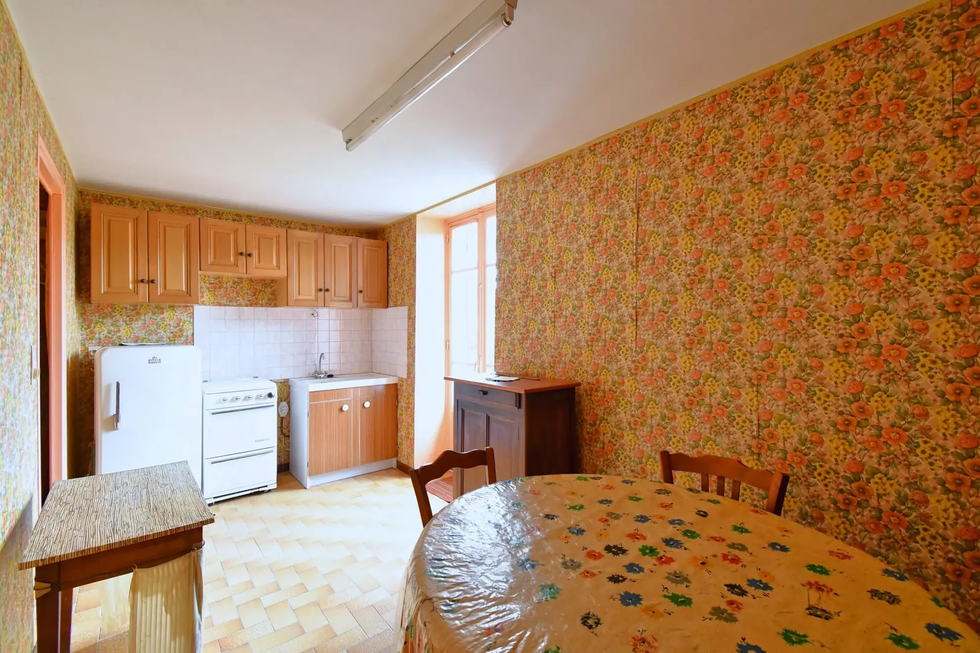 Maison de village à rénover à La Celle-en-Morvan - 3 chambres - 99 m² 