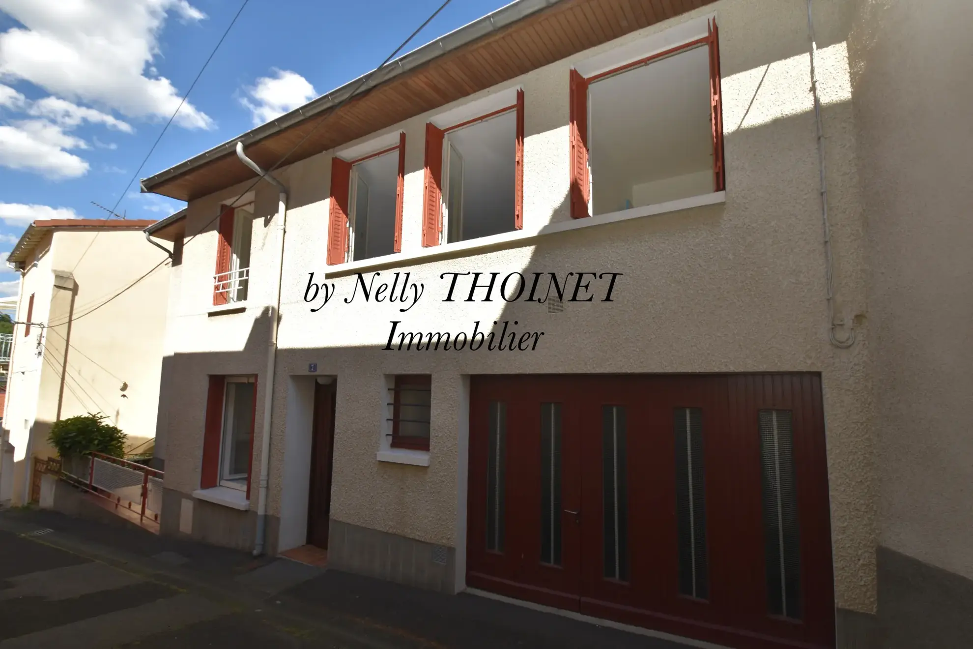 Maison de ville à Royat avec 3 chambres, garage et terrasse - secteur calme 