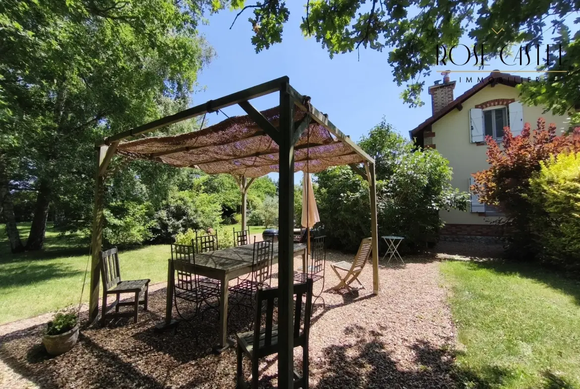 Maison lumineuse de 101 m² avec jardin et terrasse, à 2h de Paris 