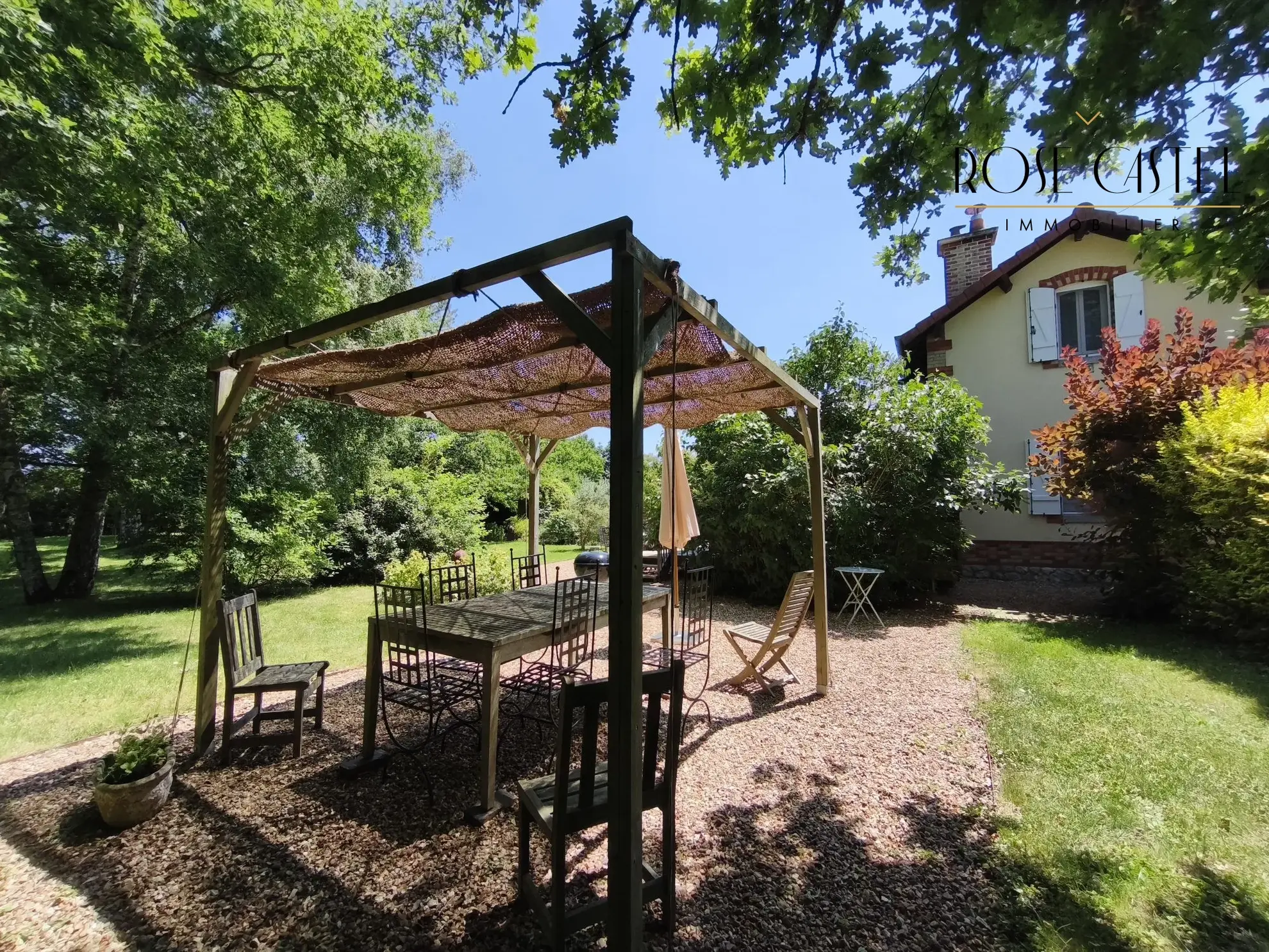 Maison lumineuse de 101 m² avec jardin et terrasse, à 2h de Paris 