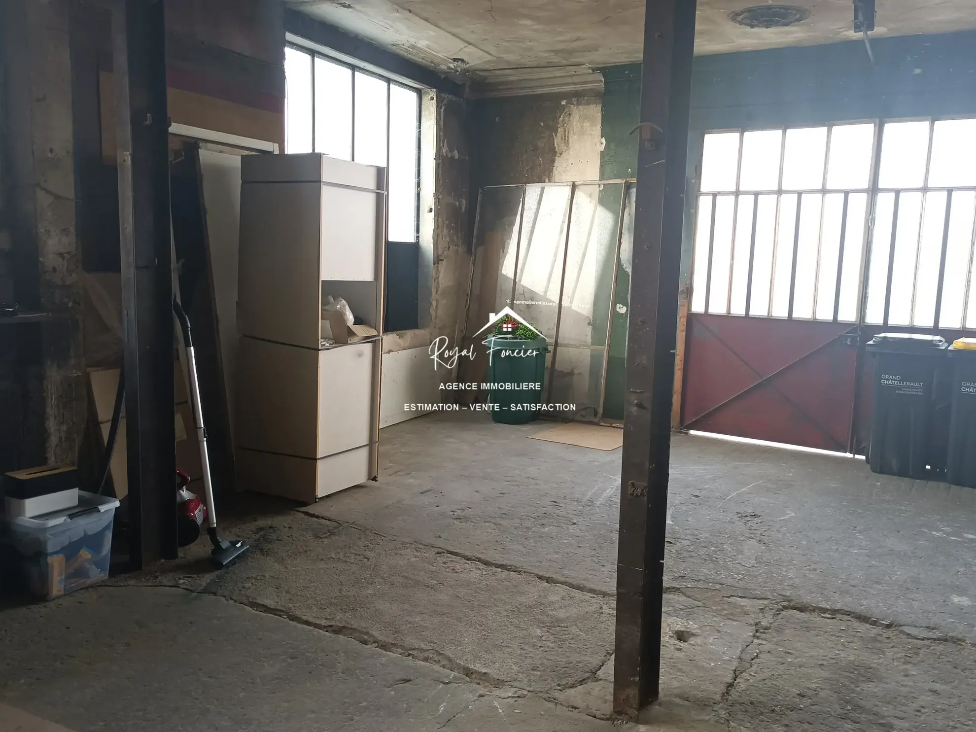 suite garage  Maison ancienne rénovée à Châtellerault avec 160 m², 2 chambres, proche commodités 