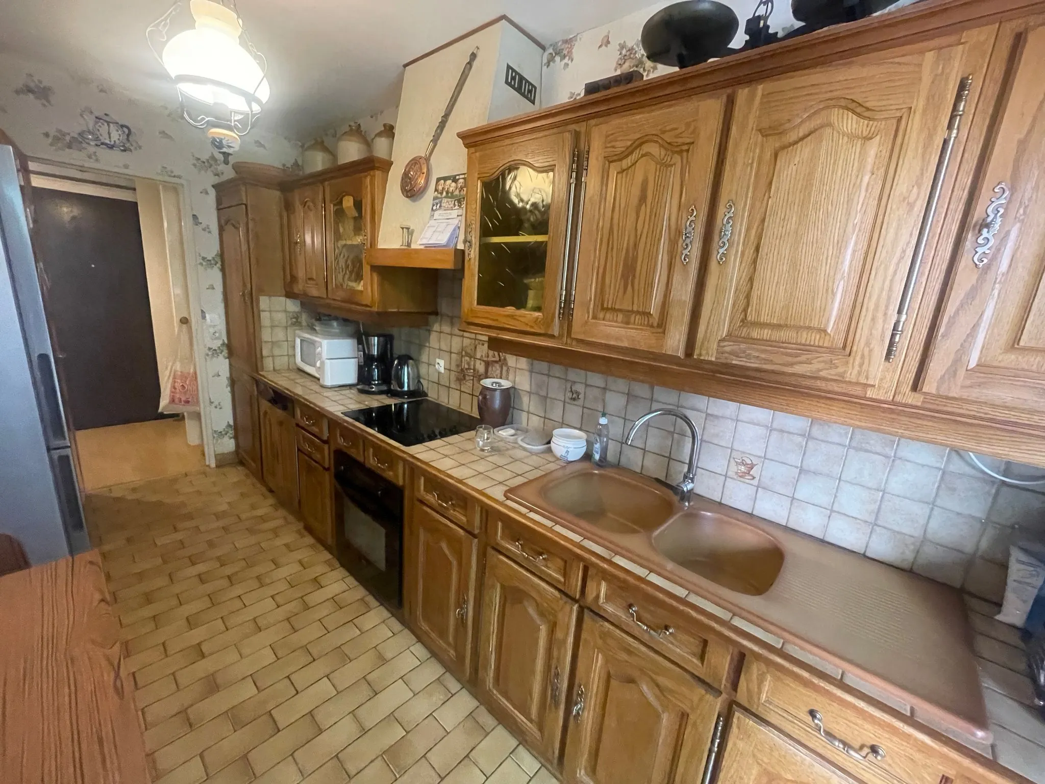 Appartement T4 avec balcon, parking et cave à Évry, secteur Grand Bourg 