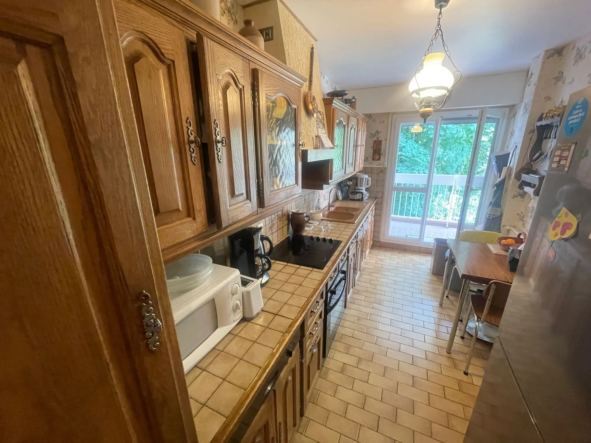Appartement T4 avec balcon, parking et cave à Évry, secteur Grand Bourg 