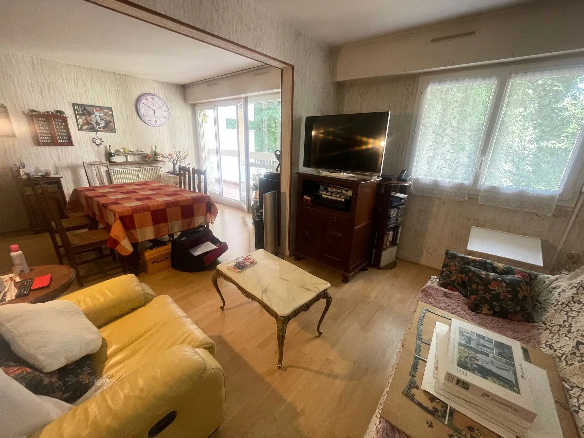 Appartement T4 avec balcon, parking et cave à Évry, secteur Grand Bourg 