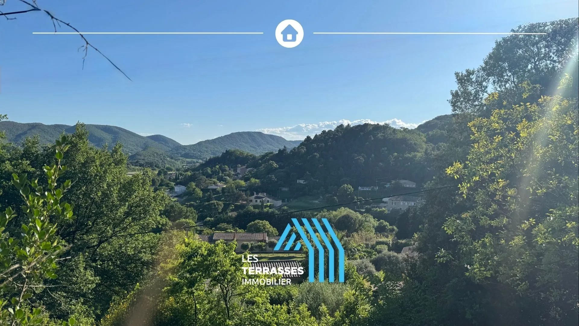 Terrain à bâtir de 500 m² avec vue sur la colline à Viviers 
