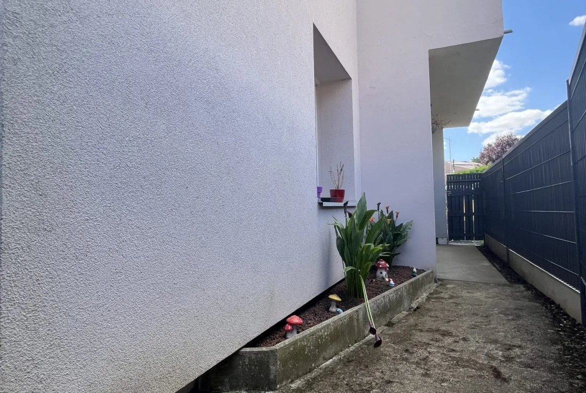 Appartement T3 avec jardin privatif à Chartres – Confort et modernité 