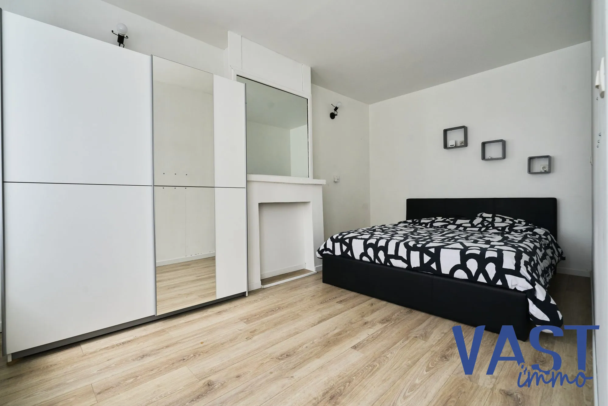 Maison 71 m² rénovée à Lille avec 3 chambres et espace bureau 