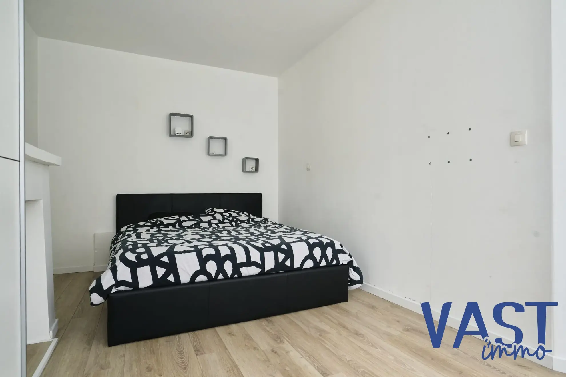 Maison 71 m² rénovée à Lille avec 3 chambres et espace bureau 
