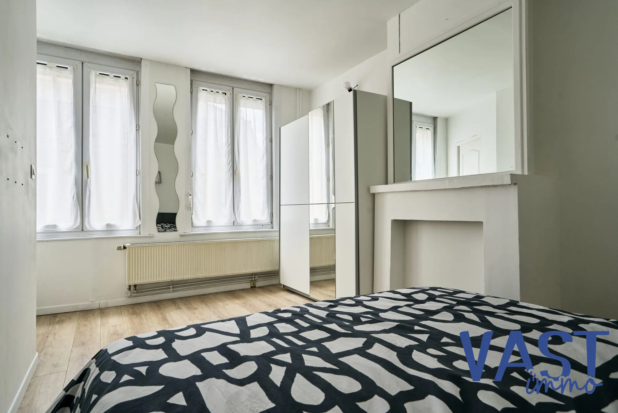 Maison 71 m² rénovée à Lille avec 3 chambres et espace bureau 