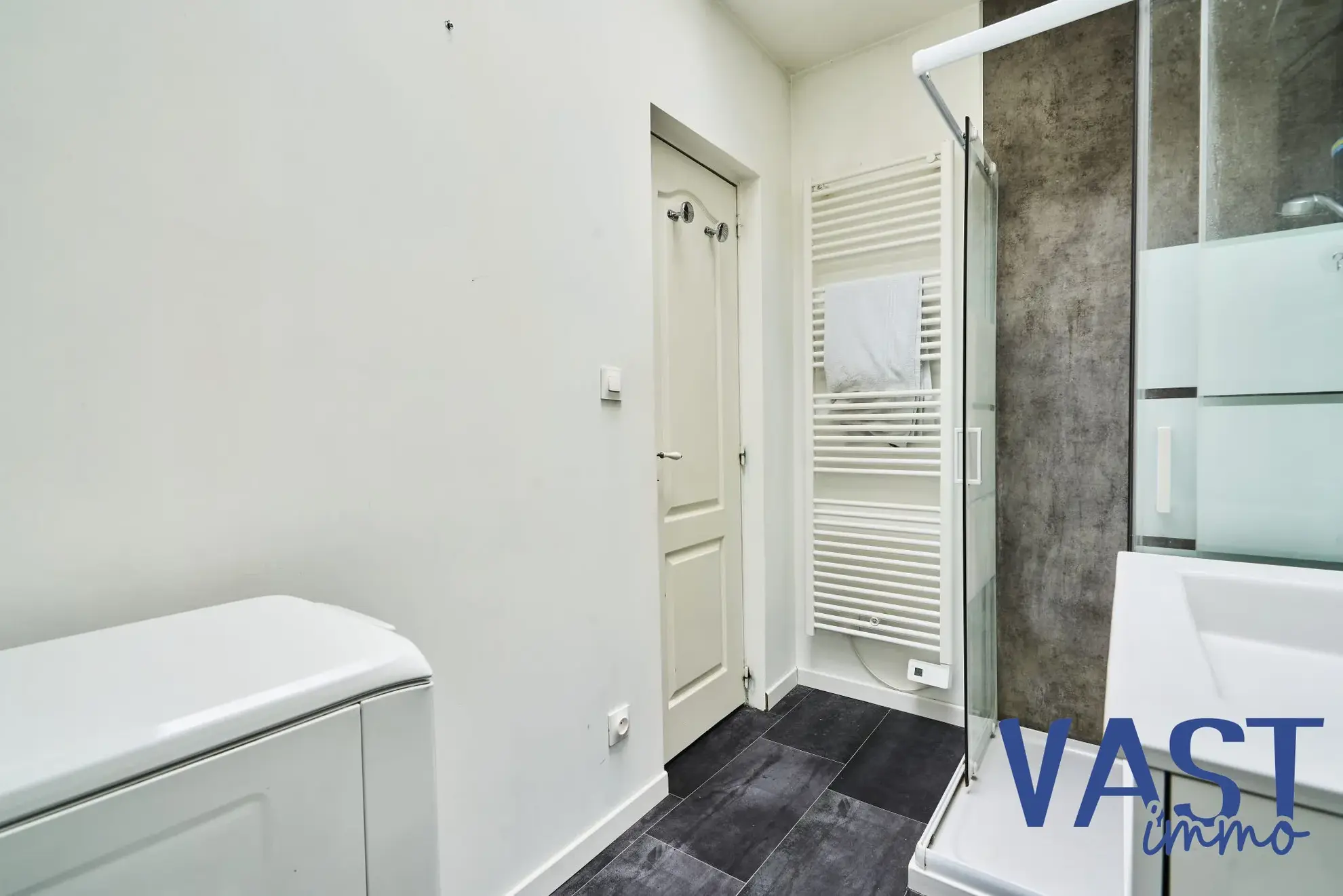 Maison 71 m² rénovée à Lille avec 3 chambres et espace bureau 