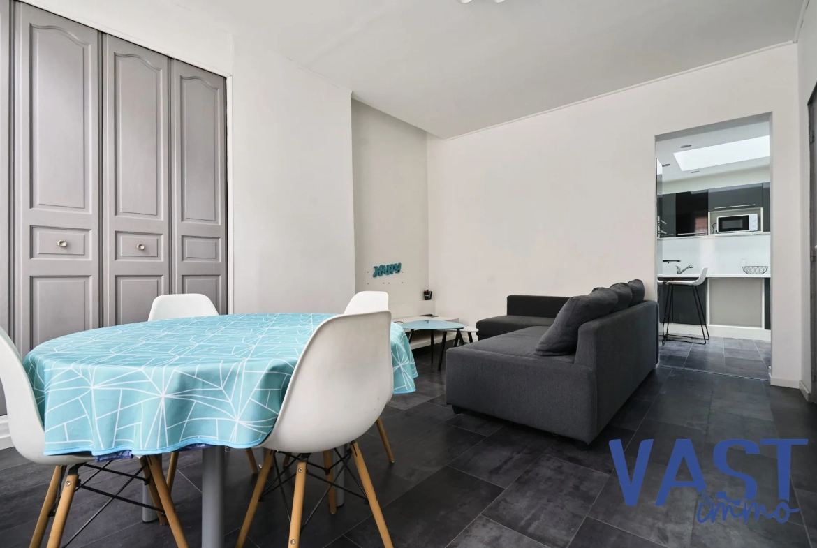 Maison 71 m² rénovée à Lille avec 3 chambres et espace bureau 