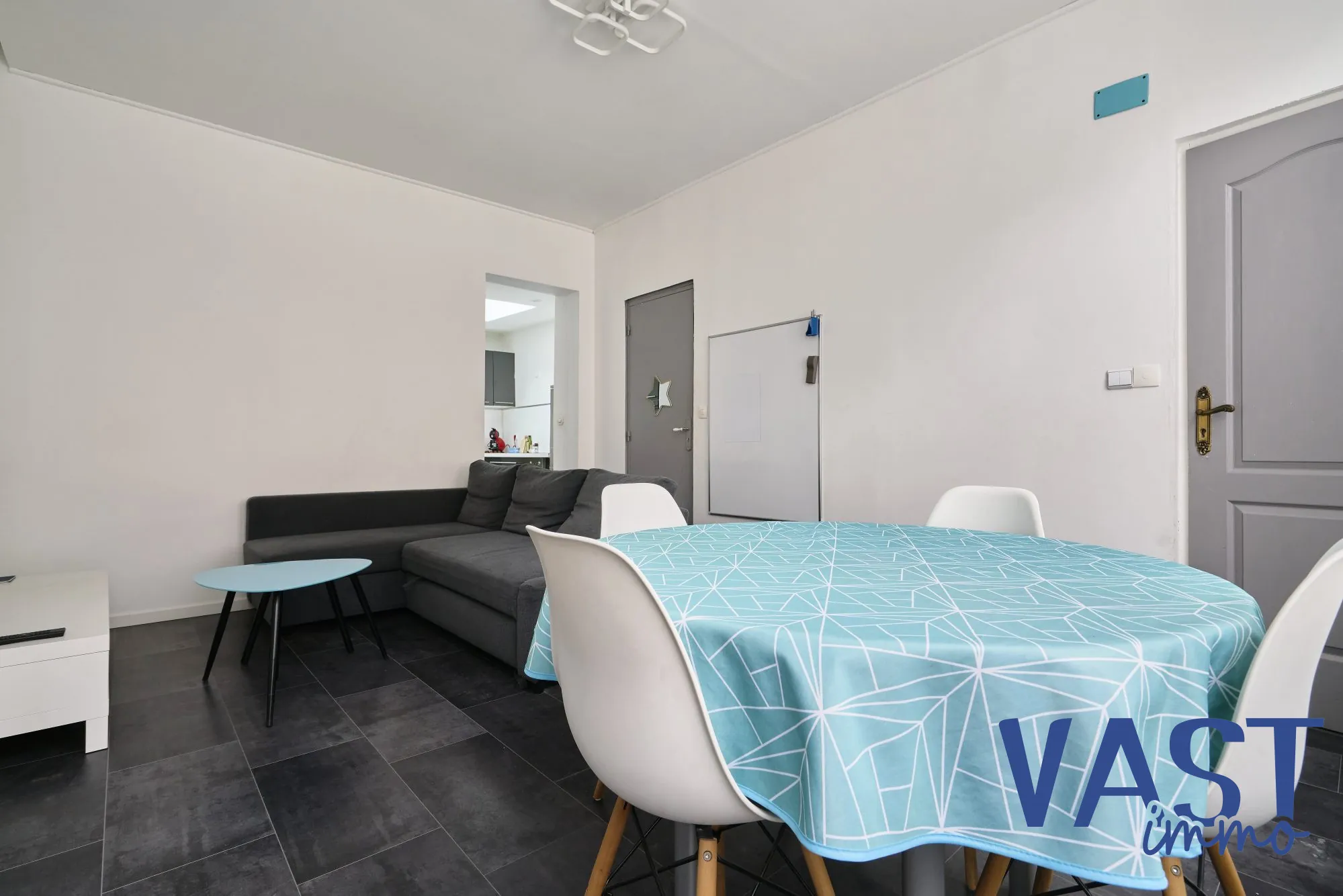 Maison 71 m² rénovée à Lille avec 3 chambres et espace bureau 