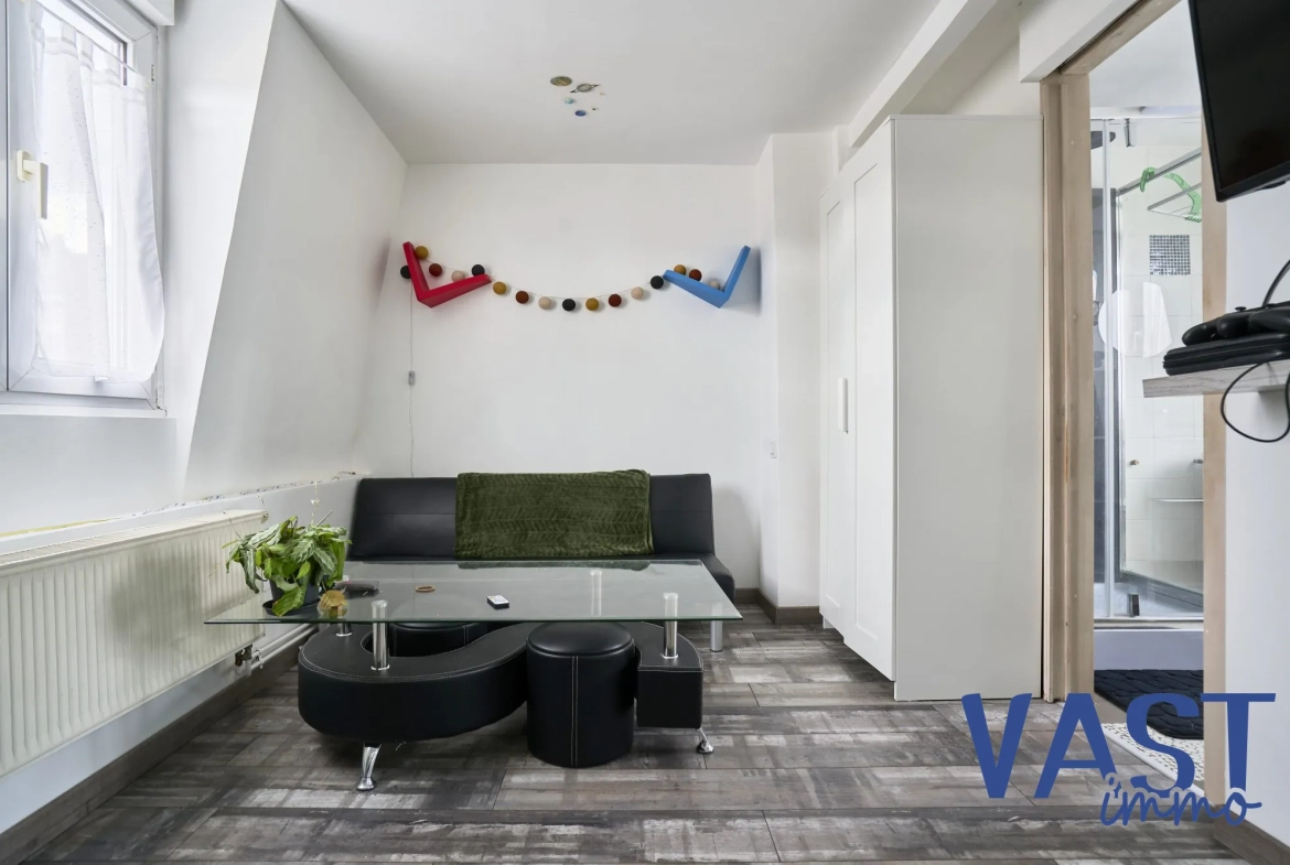 Maison 71 m² rénovée à Lille avec 3 chambres et espace bureau 