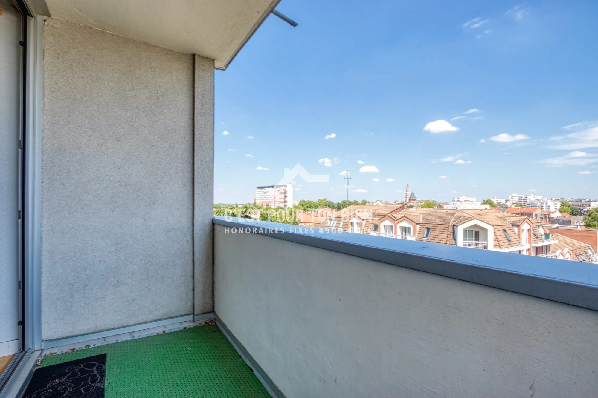 Appartement 2 pièces avec balcon et garage à La Madeleine 