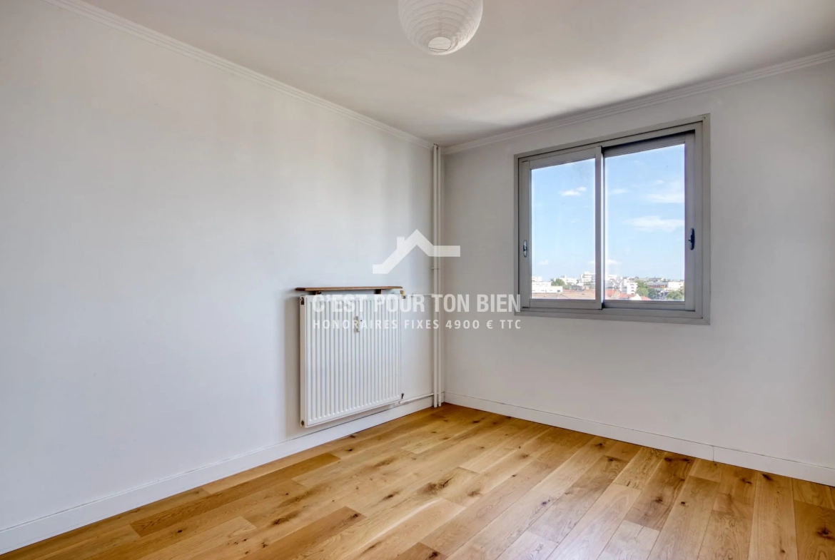 Appartement 2 pièces avec balcon et garage à La Madeleine 