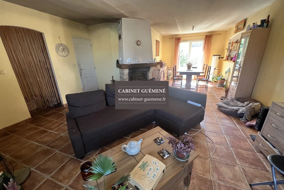 Maison de plain-pied à vendre près de Saint-André-Treize-Voies 