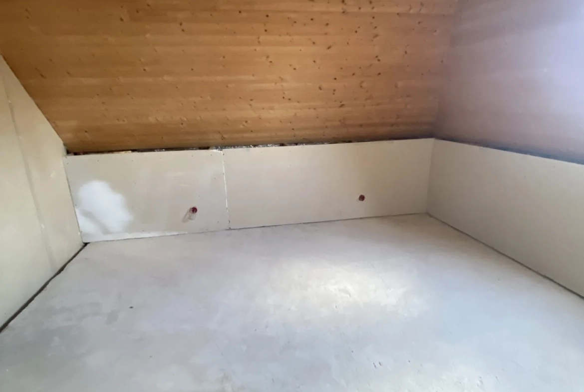 Plateau à aménager de 100 m² entre Saliès de Béarn et Orthez 