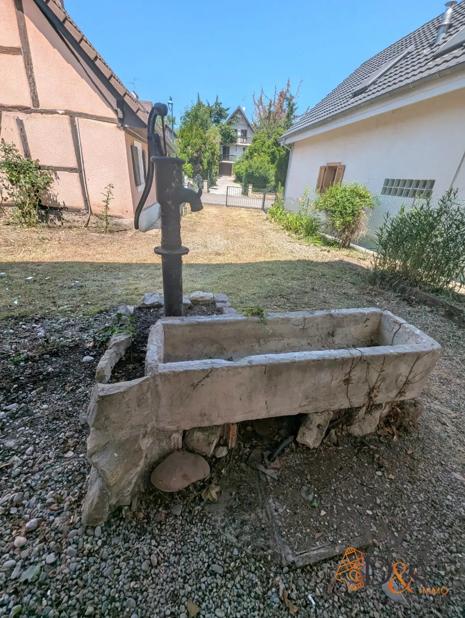 Maison à vendre à Geispitzen avec grande grange et fort potentiel 