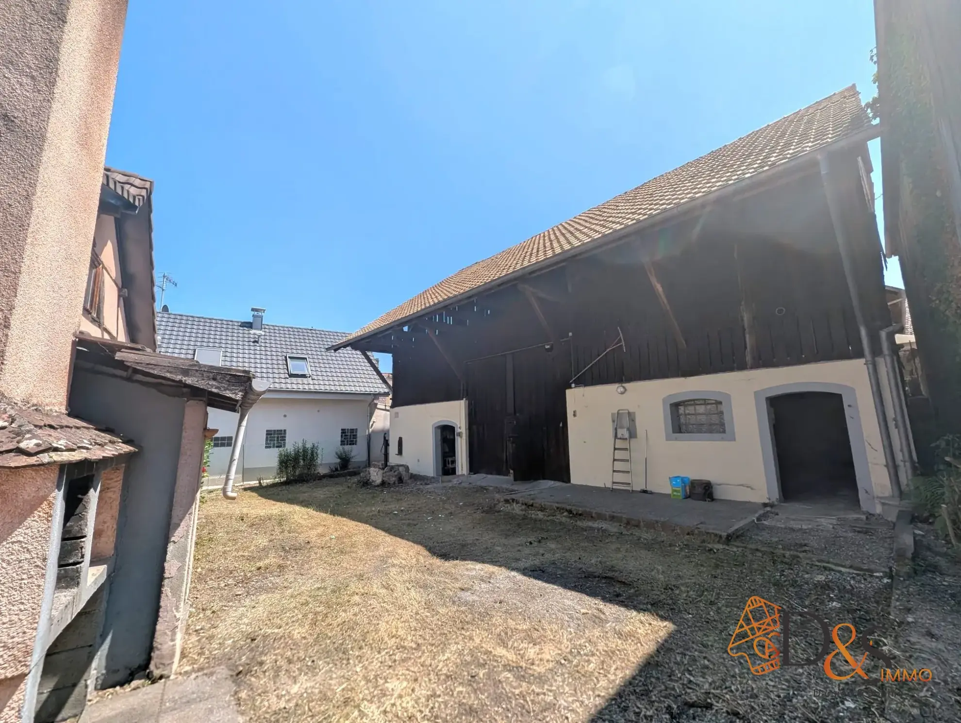 Maison à vendre à Geispitzen avec grande grange et fort potentiel 