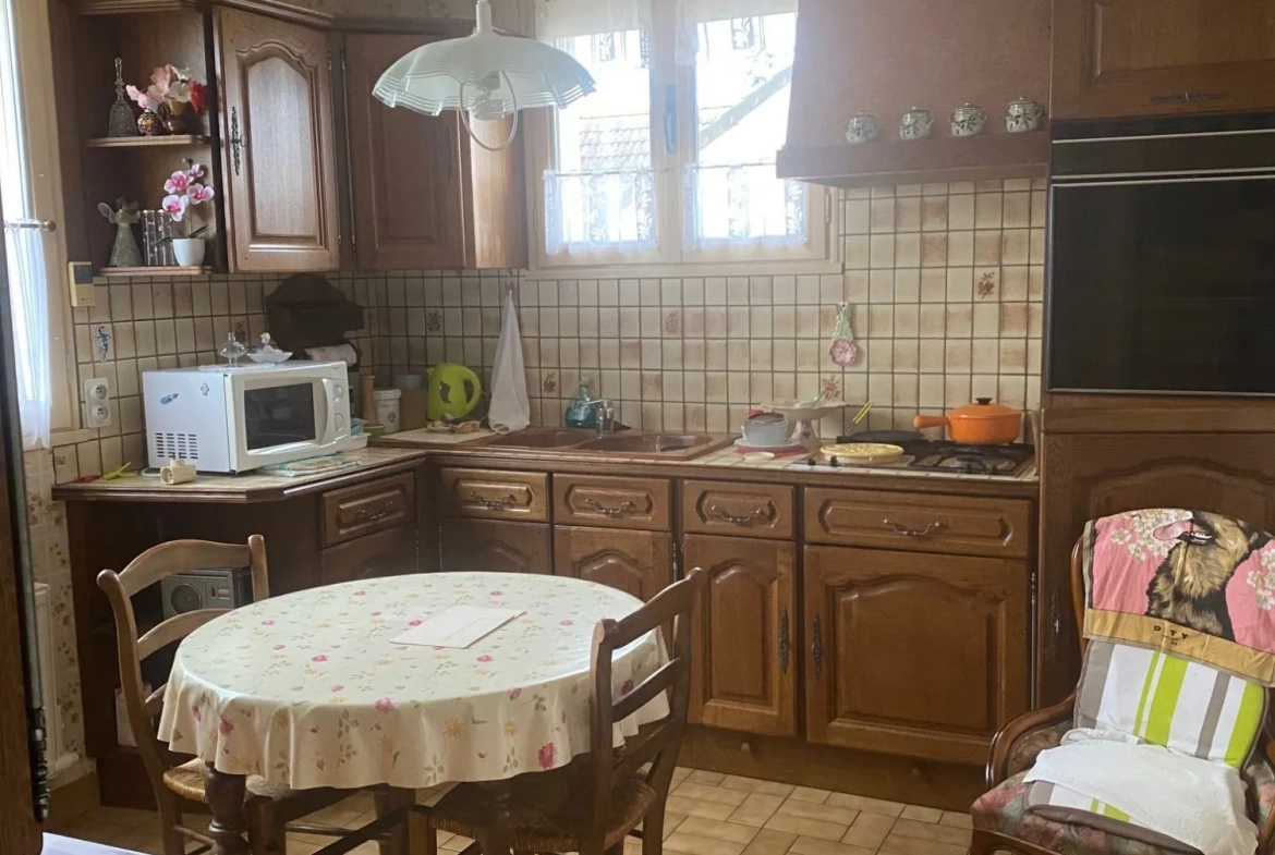 Maison à vendre à Poilly-lez-Gien de 68 m² avec sous-sol et jardin clos 