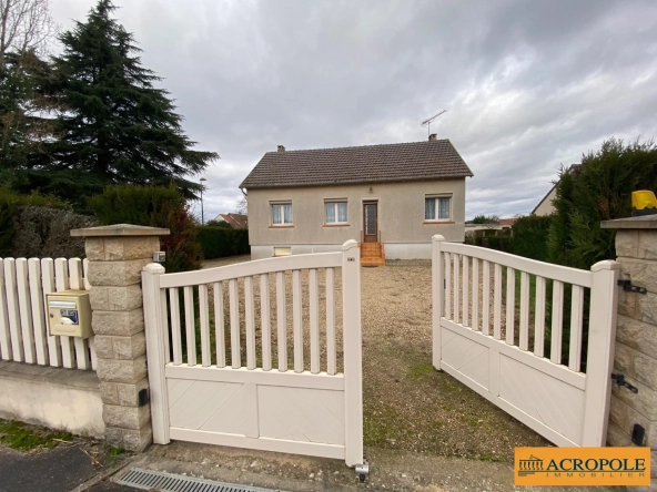Maison à vendre à Poilly-lez-Gien de 68 m² avec sous-sol et jardin clos