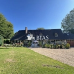 Magnifique maison à vendre à Bernay en Normandie avec jardin et 3 chambres