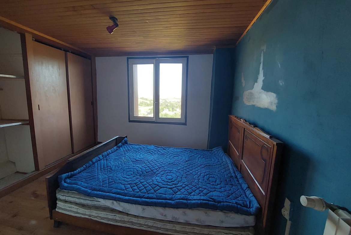 Belle maison en pierres avec potentiel de rénovation à Camares (12360) 