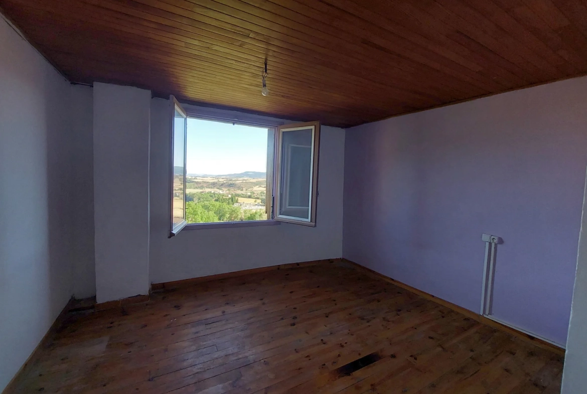 Belle maison en pierres avec potentiel de rénovation à Camares (12360) 