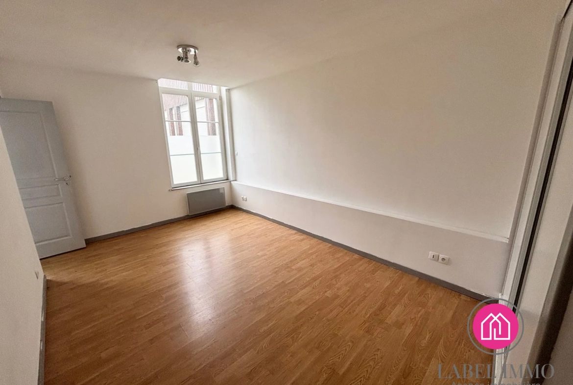 Appartement F3 loué en rez-de-chaussée à Saultain - 72,15 m² 